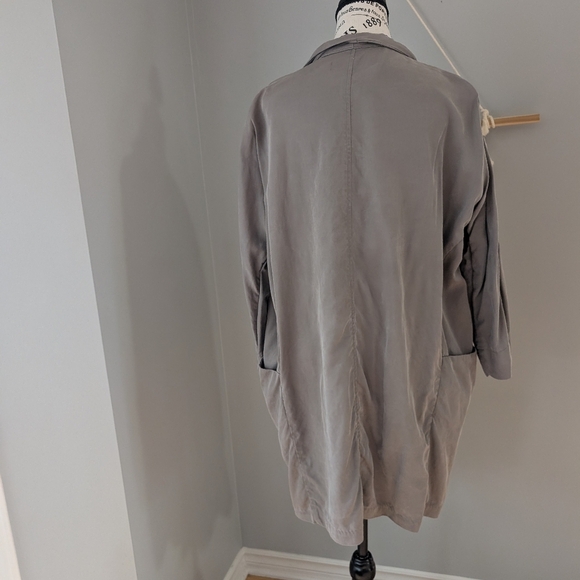 2/$20 Zara waterfall front blazer Taupe Size Small - Picture 8 of 8